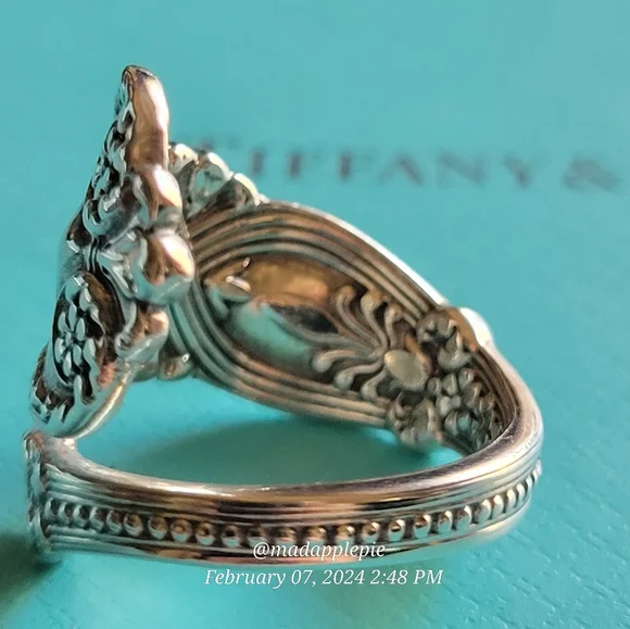 1889 Tiffany & Co. Saint James Spoon Ring in Sterling Silver Luxury jewelry #77 - Picture 8 of 16